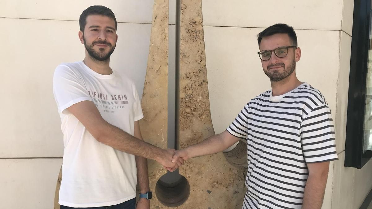 El alcalde Jordi Pla y socialista Rubén Muñoz, que tomará el relevo el sábado, cuando alcanzaron el acuerdo en 2023 PSOE dos años cada uno.