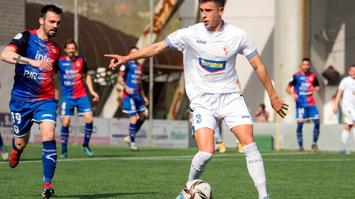 Cotilla volvió a ser uno de los destacados en el duelo ante los asturianos.