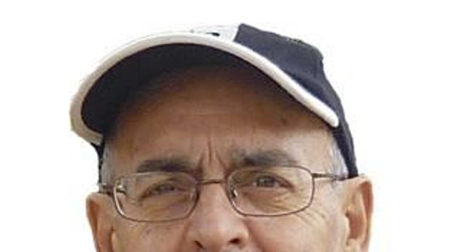 La Fona, 40 anys de llibreria a Oliva