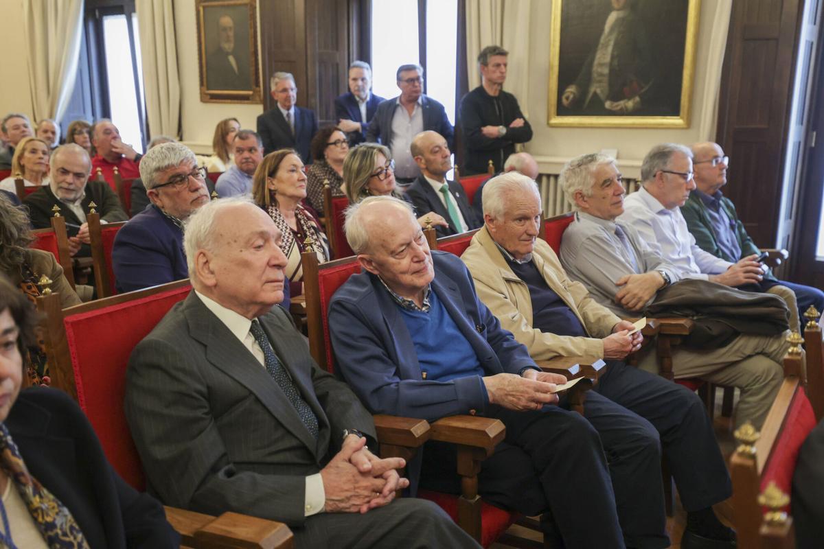 Todas las imágenes del ingreso de Juan Cofiño, presidente de la Junta General, en el RIDEA Todas las imágenes del ingreso de Juan Cofiño, presidente de la Junta General, en el RIDEA