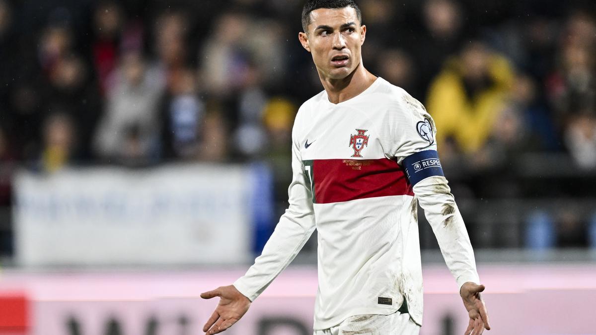 Cristiano Ronaldo joins Portugal and continues to play