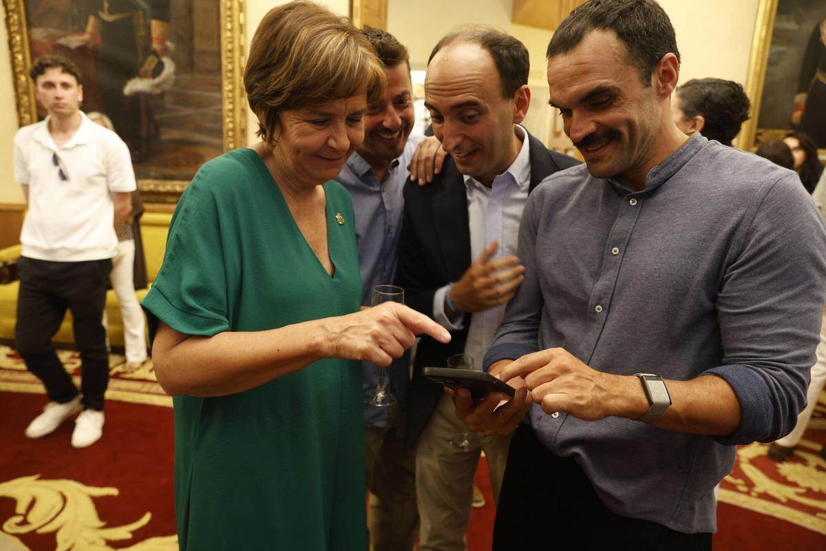 El pregón de Antón Meana para abrir la Semana Grande de Gijón, en imágenes El pregón de Antón Meana para abrir la Semana Grande de Gijón, en imágenes