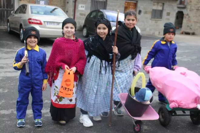 Pura comedia para depedir el Carnaval de Villanueva de Valrojo