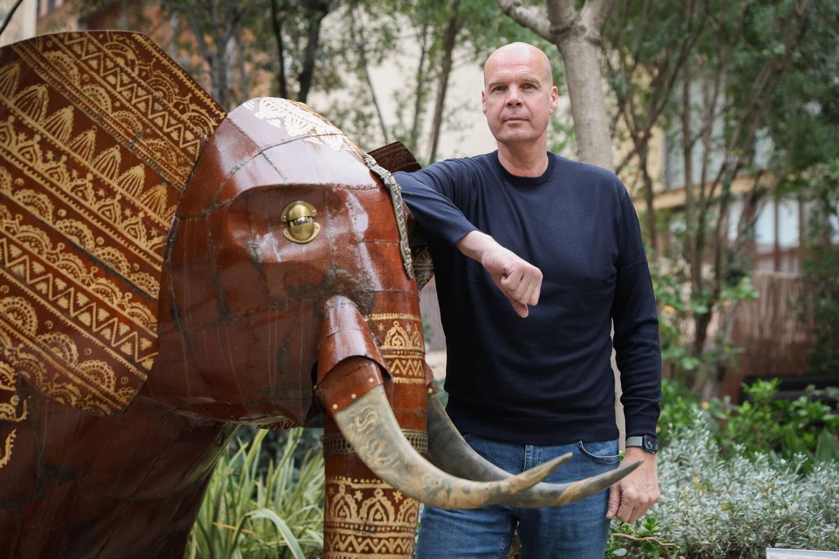 Ferran Martínez posa para SPORT en la entrevista donde recordó su etapa como profesional en el Barça, Penya y Panathinaikos, entre otros