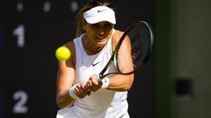 Badosa s’acomiada de Wimbledon amb una derrota amarga contra Halep