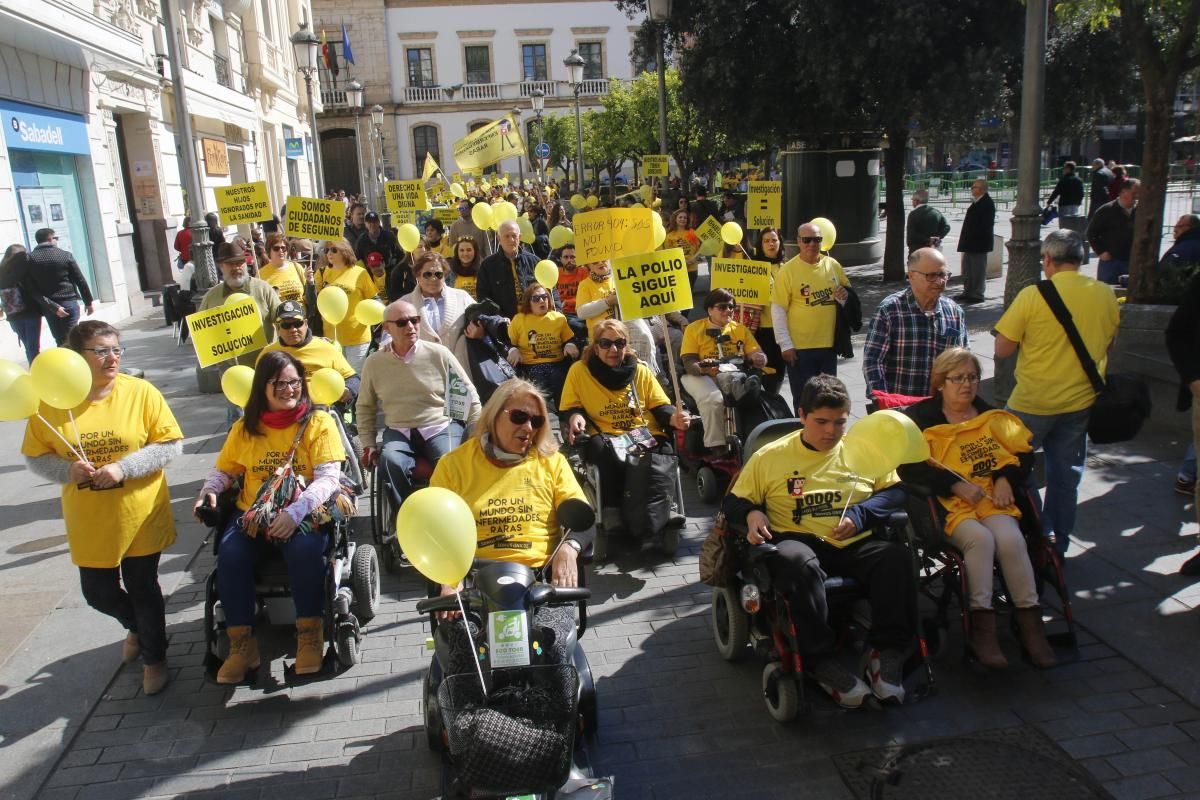 FOTOGALERÍA / Marcha por las enfermedades raras