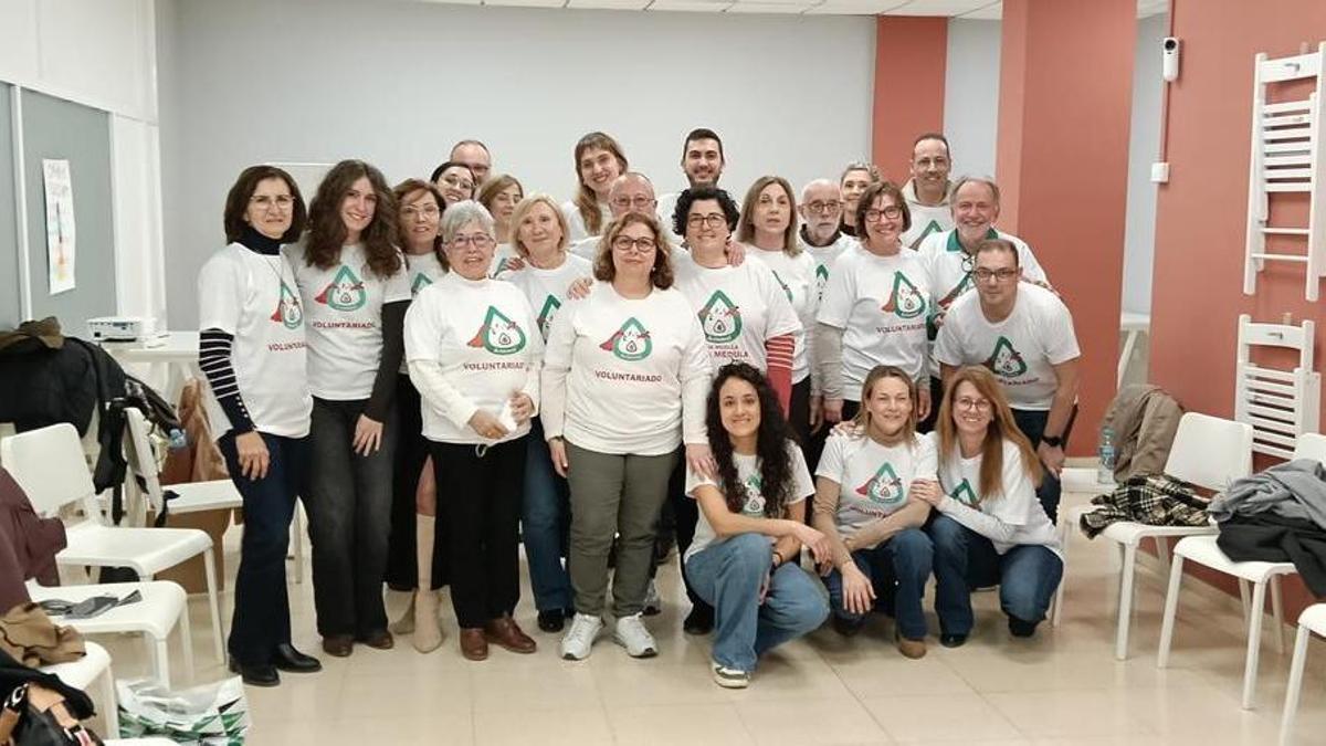Equipo de voluntariado de la Asociación de Pacientes de Leucemia, Linfoma, Mieloma y Otras Enfermedades de la Sangre de la Comunitat Valenciana.