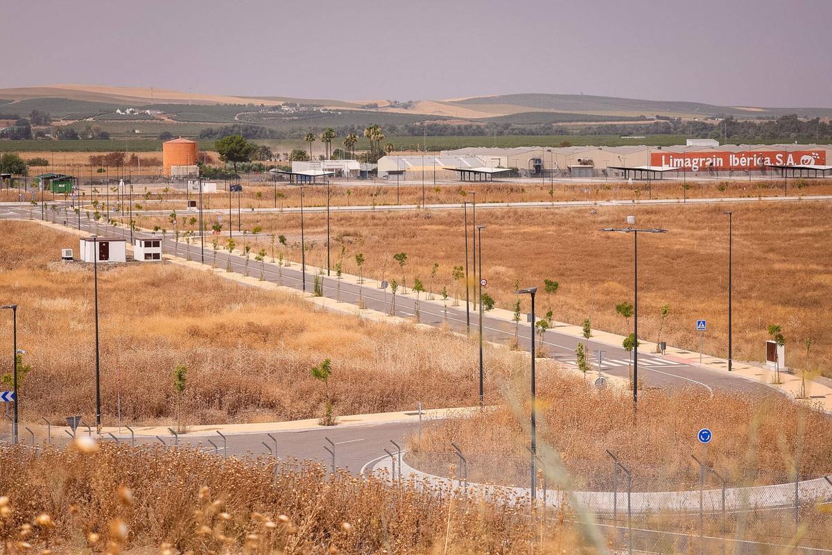 Futuros polígonos empresariales en Córdoba. Rinconada, OBRAS DE URBANIZACIÓN PARQUE LOGÍSTICO EMPRESARIAL DE CÓRDOBA "GRAN CAPITÁN". BLET, Base Logística del Ejército de Tierra