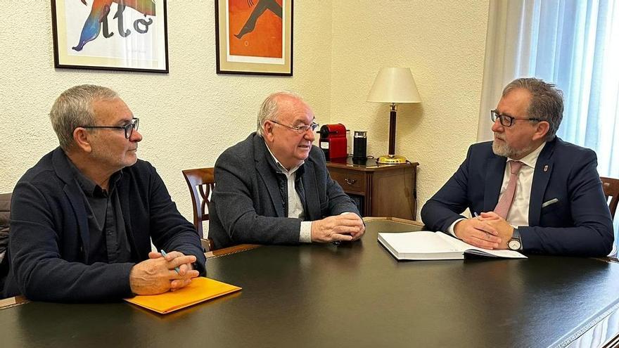 El president José Martí es reuneix amb el Banc d&#039;Aliments de Castelló