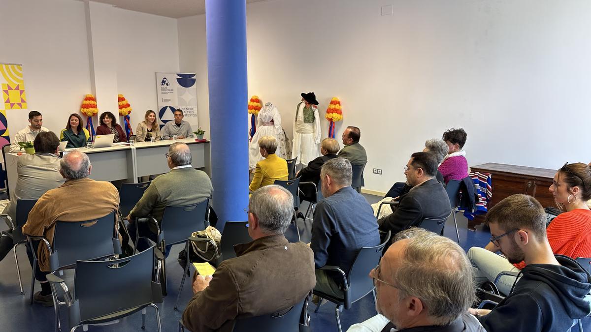 Presentación de la iniciativa educativa en Xàtiva.