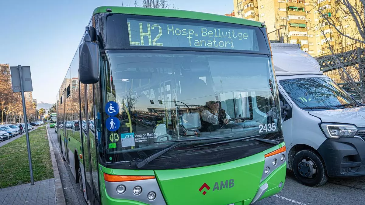 Huelga de autobuses hoy en el Baix Llobregat: afectaciones y servicios mínimos
