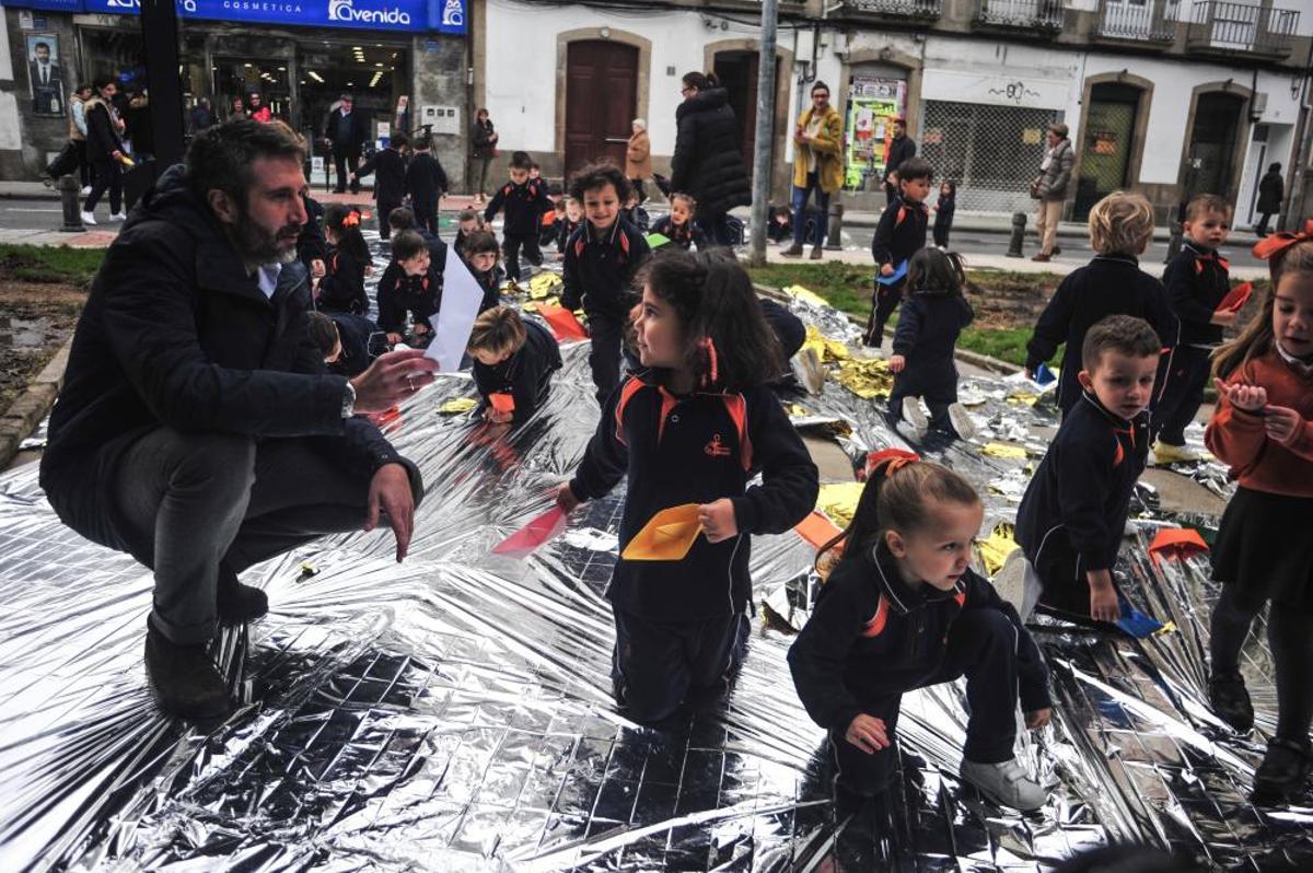 Un ejército de grumetes conquista la calle en Vila