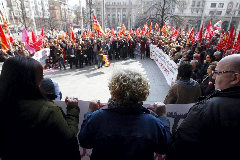 Protesta en Zaragoza contra la caída de los salarios