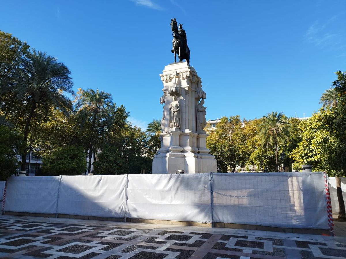 Obras en la Plaza Nueva de Sevilla durante Navidad