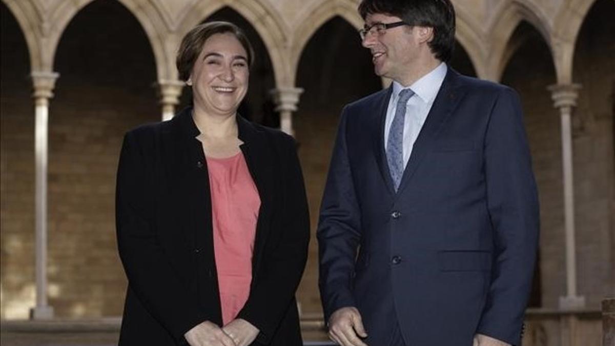 Reunión Ada Colau y Carles Puigdemont en el Palau de la Generalitat