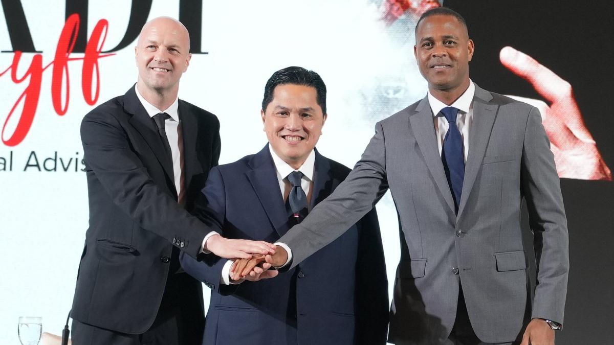Jordi Cruyff y Patrick Kluivert, juntos en Indonesia