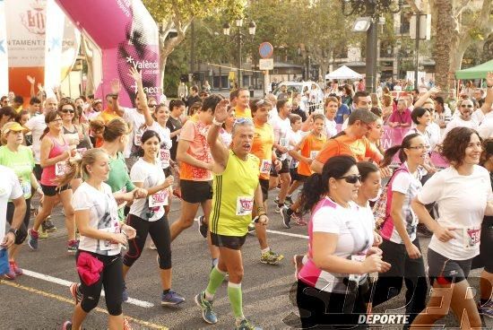 Búscate en la galería de la jornada contra el cáncer en Valencia