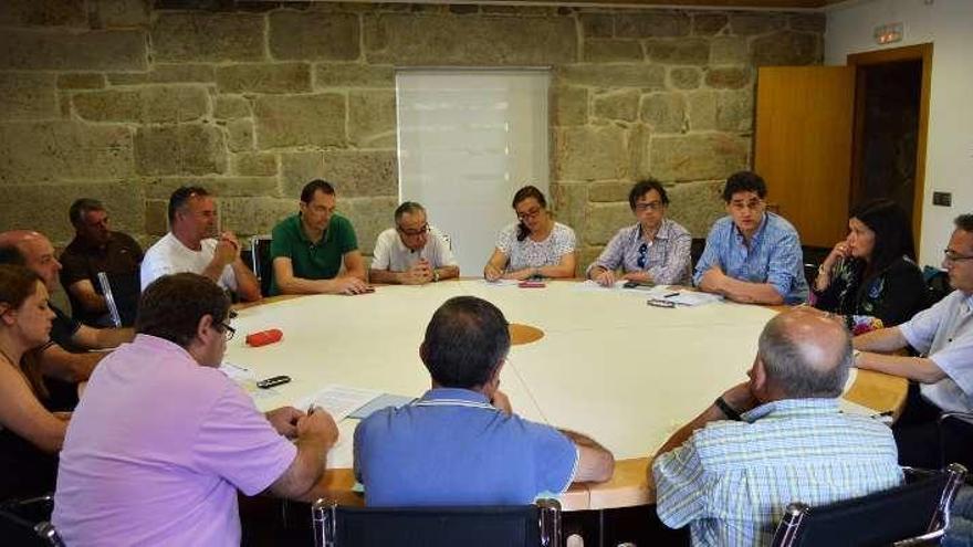 Una reunión anterior de comunidades de montes, en Mos. // D.P.