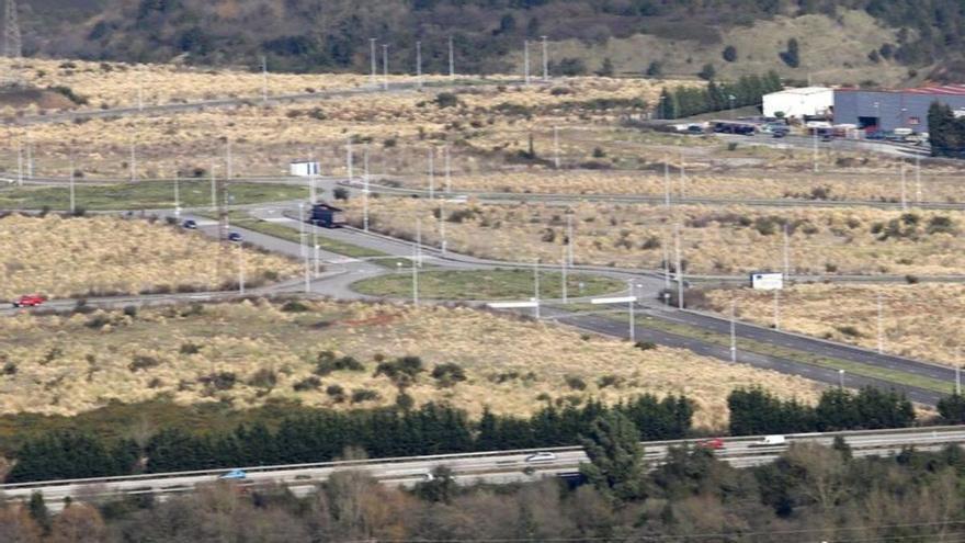 En el centro de la imagen, parte de las parcelas y viales interiores de la fase 1 de la Zalia.