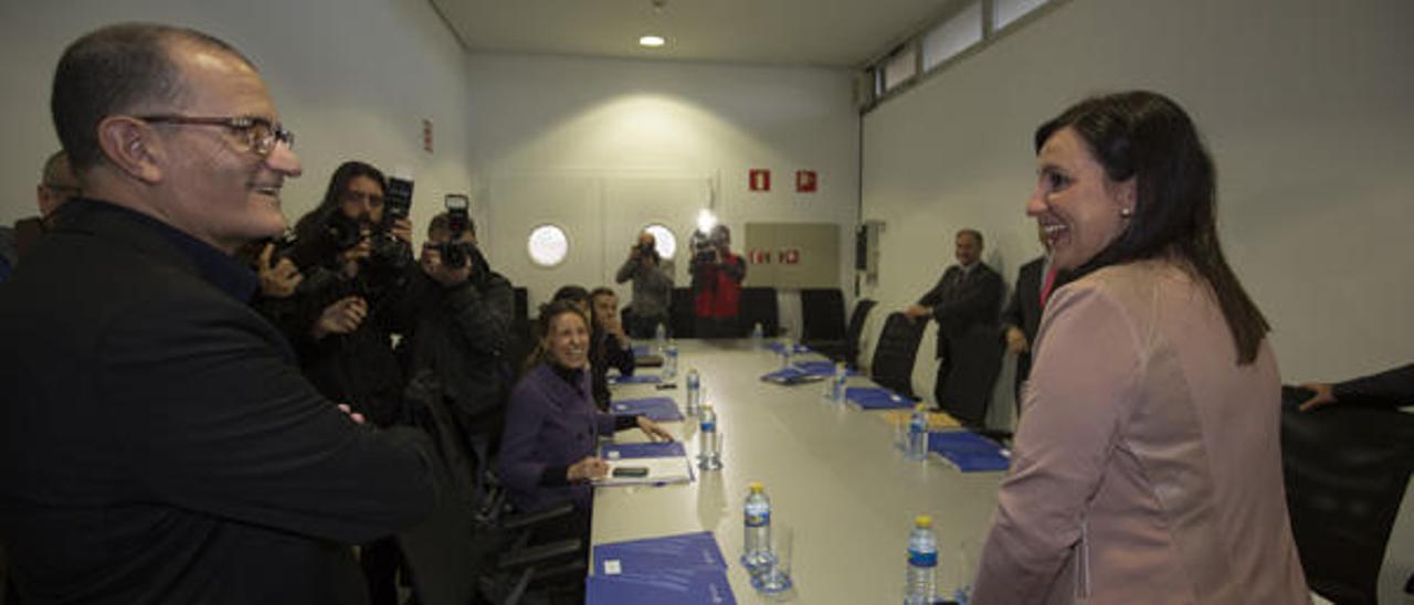 Cortés impone su autonomía y levantará la sala Miquel Navarro hasta otra negociación