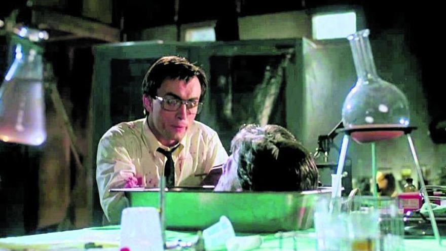 Fotograma de ‘Re-Animator’.