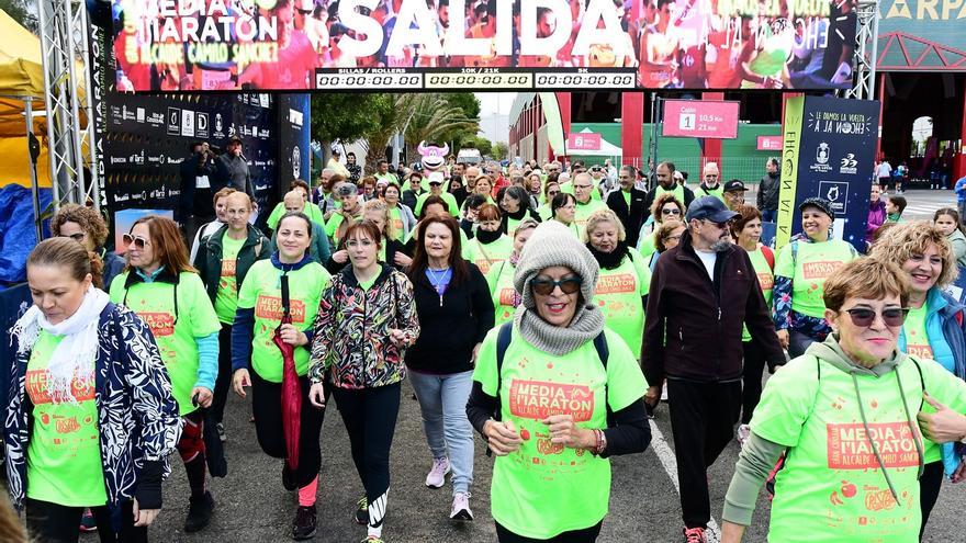 Max Studer y Marta Azpilicueta, ganadores de la prueba reina de la XV Media Maratón Alcalde Camilo Sánchez