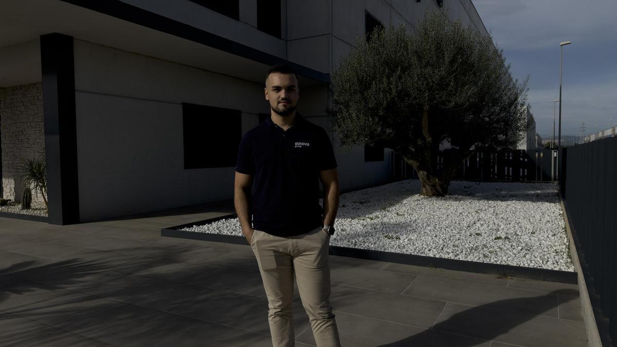 Adrián González Trócoli trabaja actualmente en Innova Group.