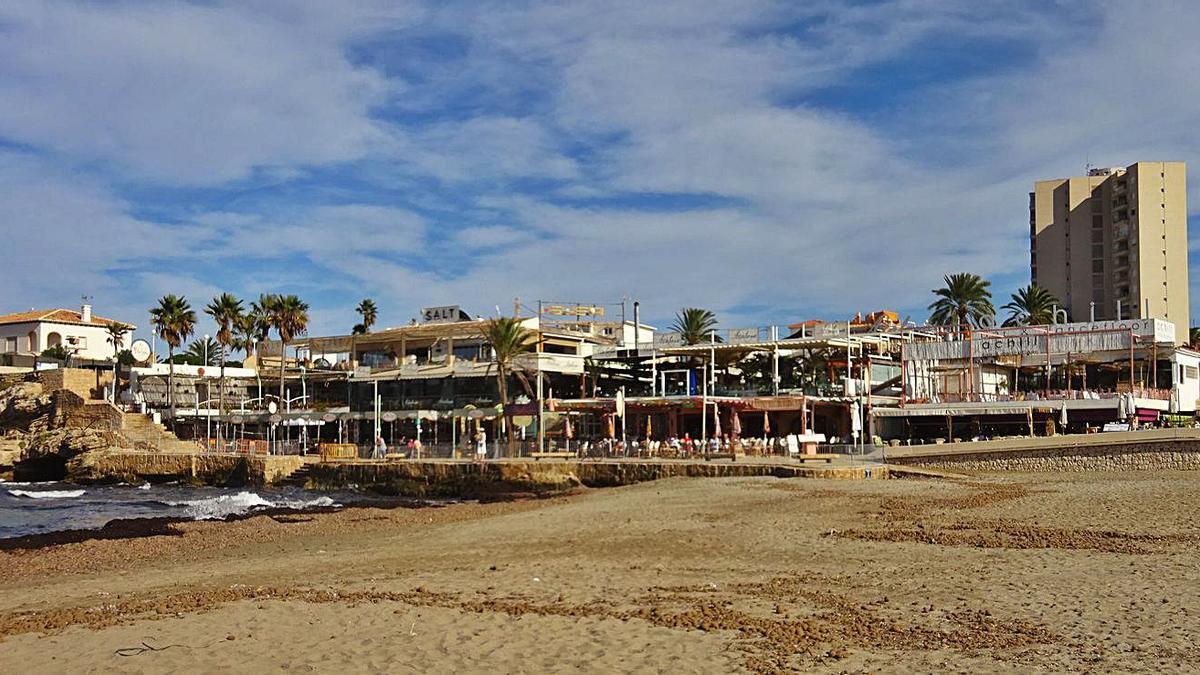 La zona de la Punta del Arenal de Xàbia, con cuatro de los locales afectados por esta orden | CARLOS LÓPEZ