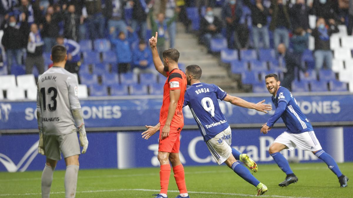 El partido del Oviedo, en imágenes