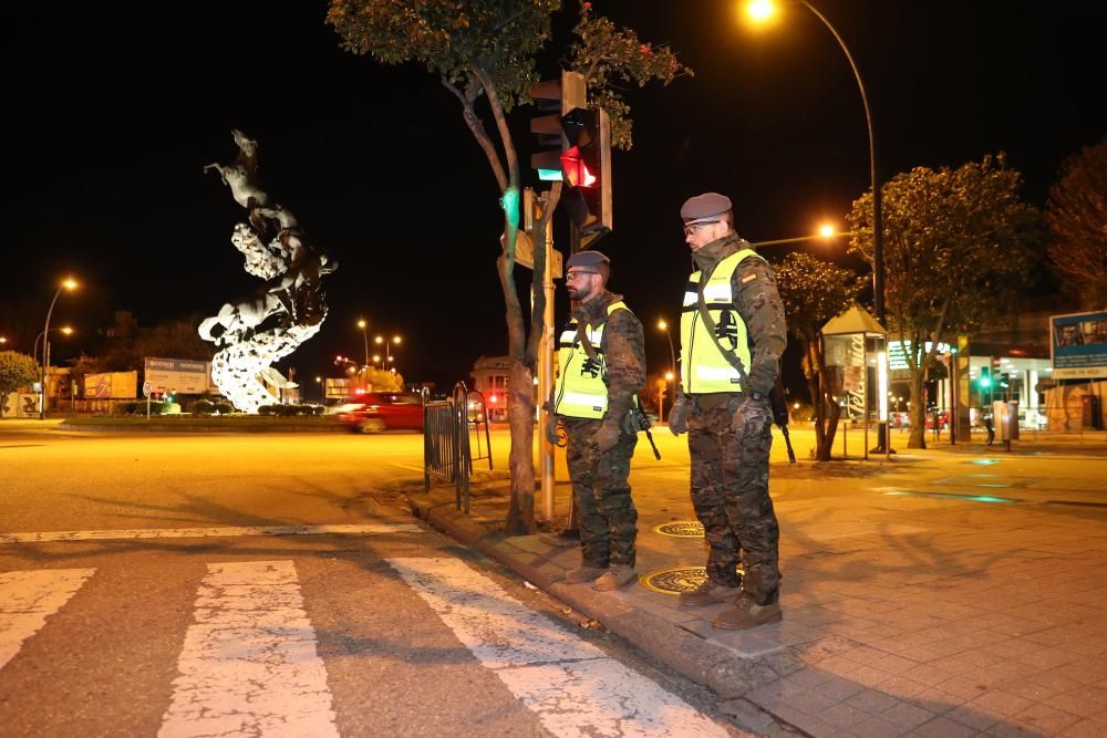 Los militares ya patrullan diferentes calles de Vigo para asegurar que se cumple con el decreto del estado de alarma