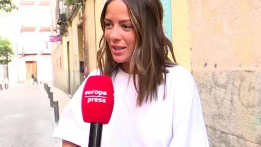 El consejo que da la novia de Mario Casas a uno de los participantes de Supervivientes