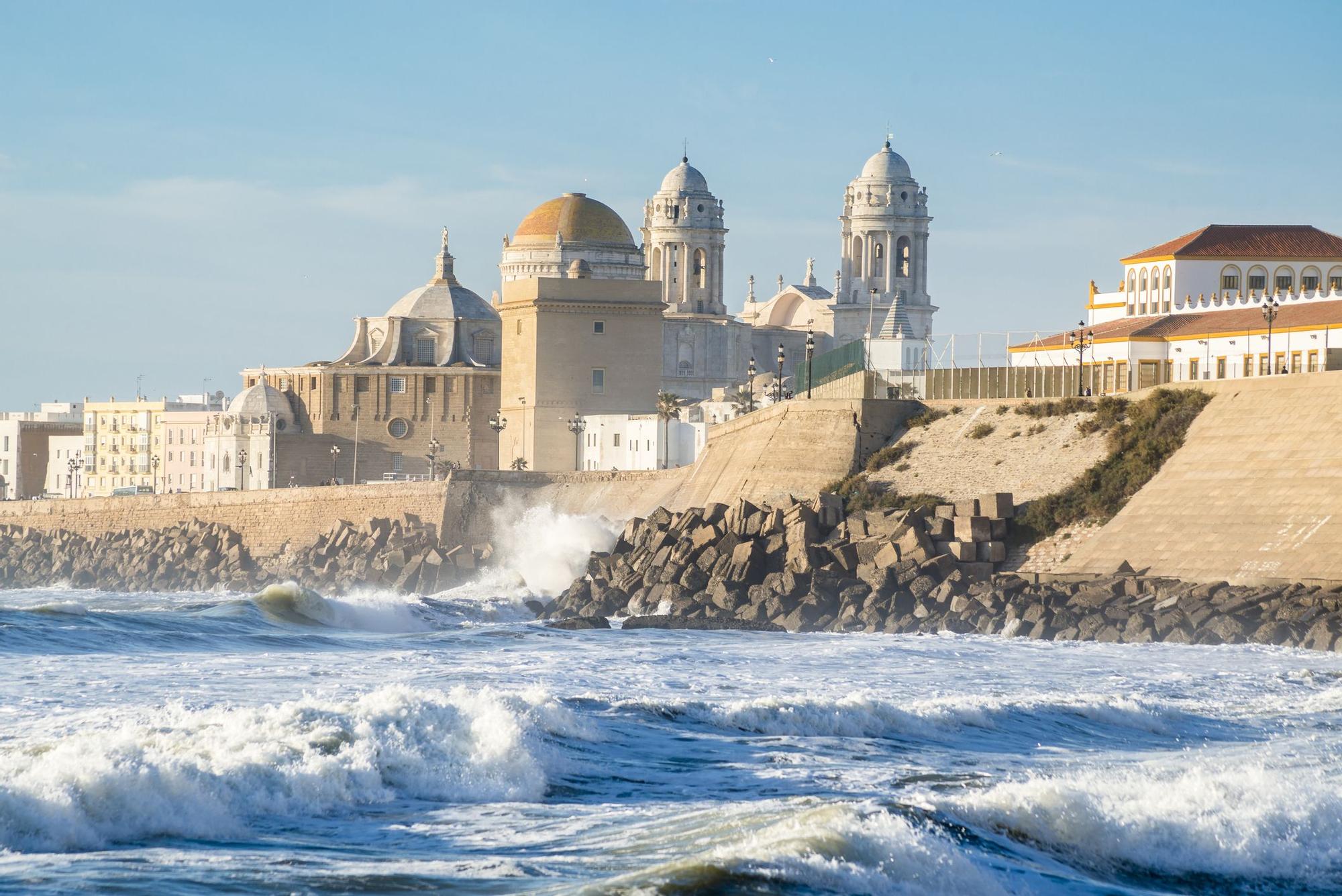 El Paseo Marítimo de Cádiz que recuerda a La Habana