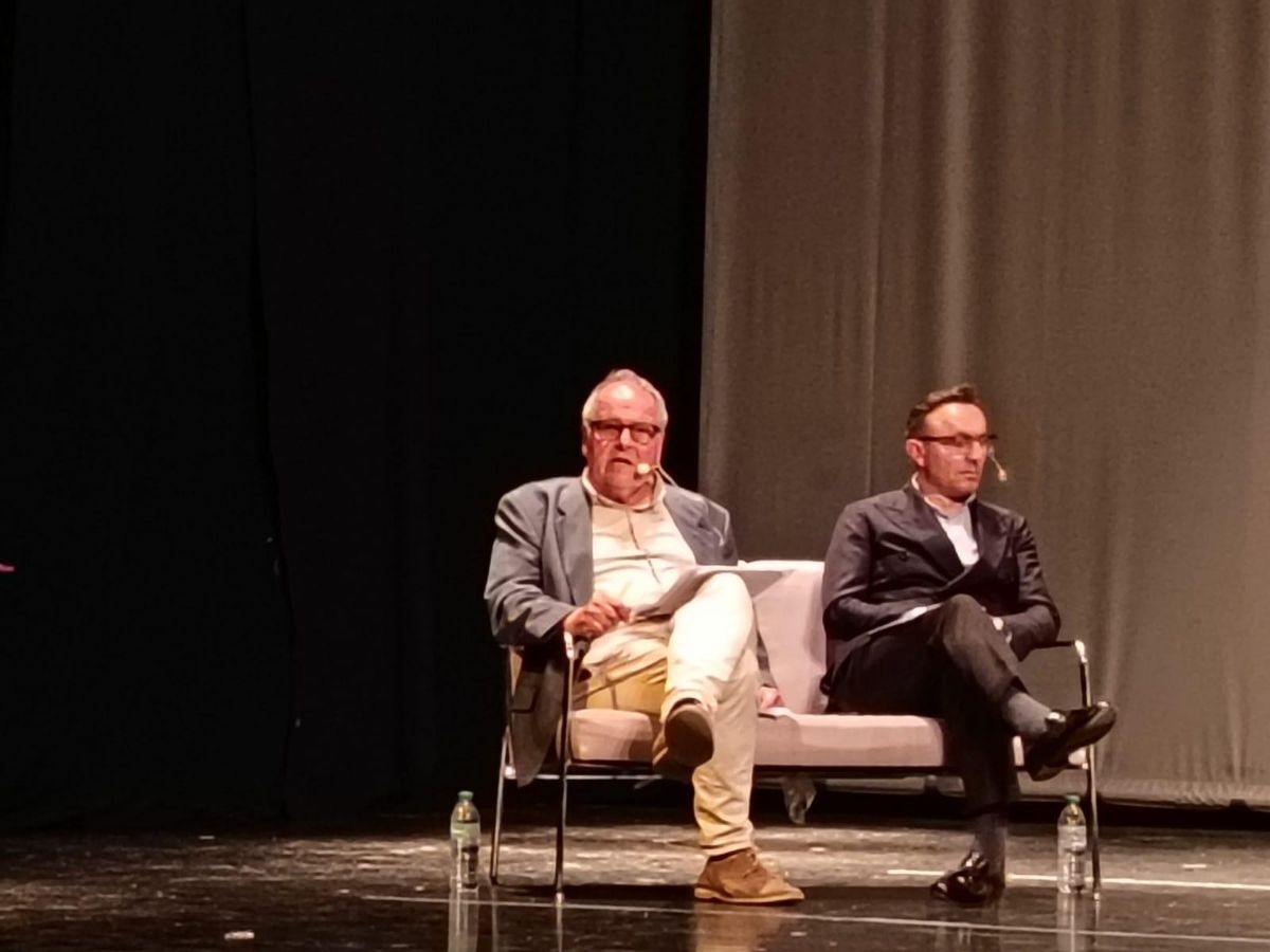 Christoph Strieder en las jornadas de la Asociación Corredor Ferroviario del Oeste–Ruta de la Plata.
