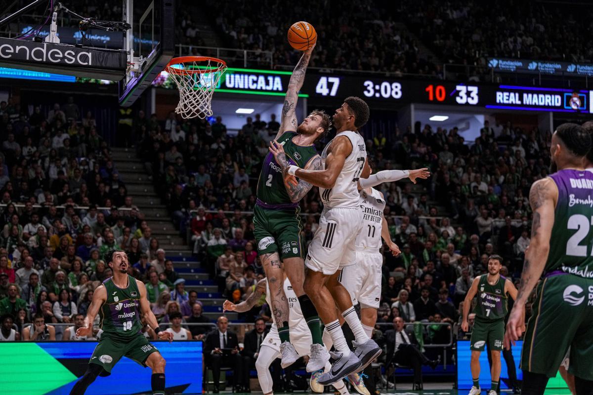 Partido disputado entre Unicaja y Real Madrid