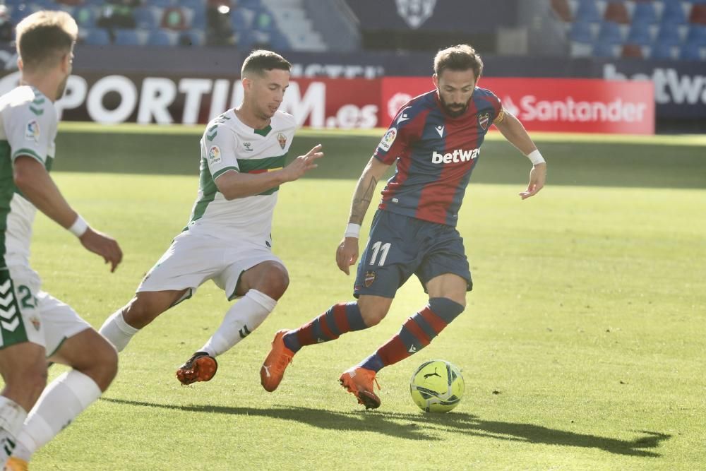 Las imágenes del Levante UD - Elche CF