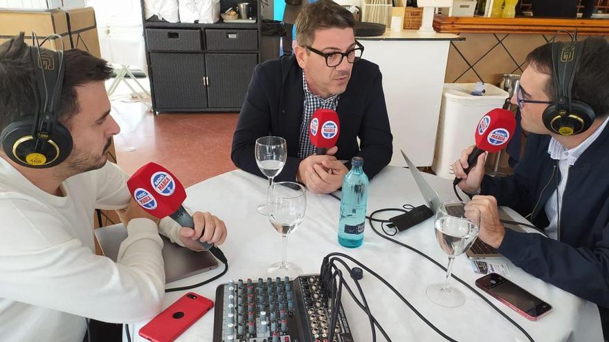 Fotis Katsikaris estuvo ayer en los micrófonos de Radio Marca en Casa Antonio, en la playa del Bajondillo de Torremolinos.