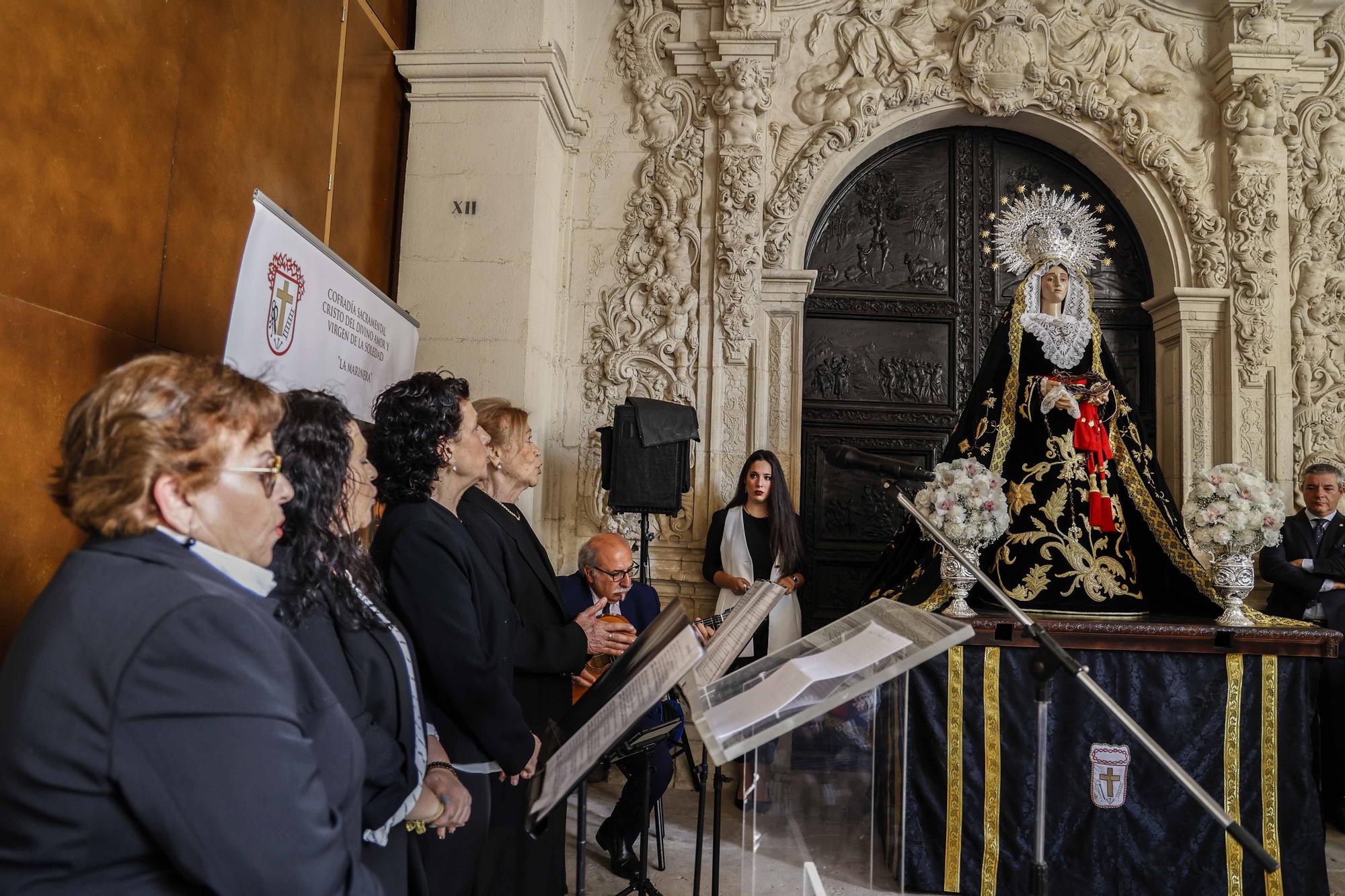 Alicante da inicio a la Semana Santa con una emotiva Exaltación de la Saeta y Mantilla