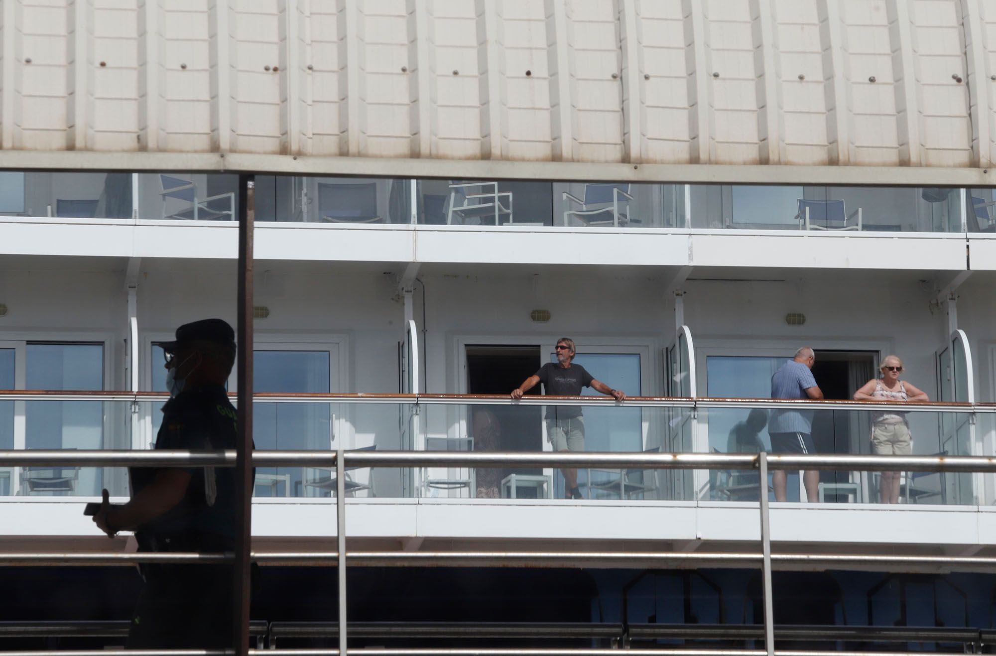 Tres cruceros coinciden en el puerto de Málaga