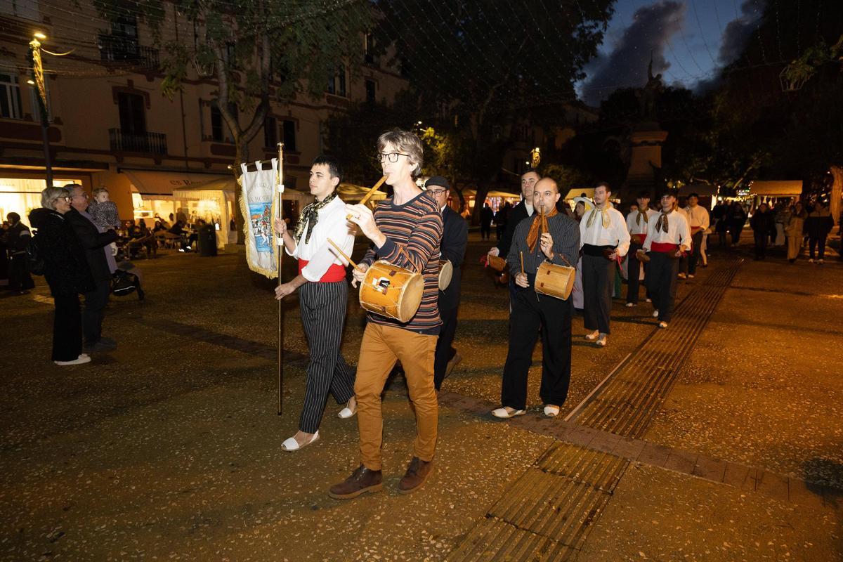 Mira todas las imágenes de la Xacota Pagesa y el Concurso de Salsa de Nadal