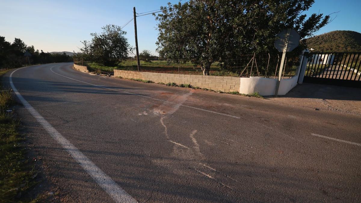 Carretera en la que se ha producido el accidente frontal entre dos coches en Ibiza