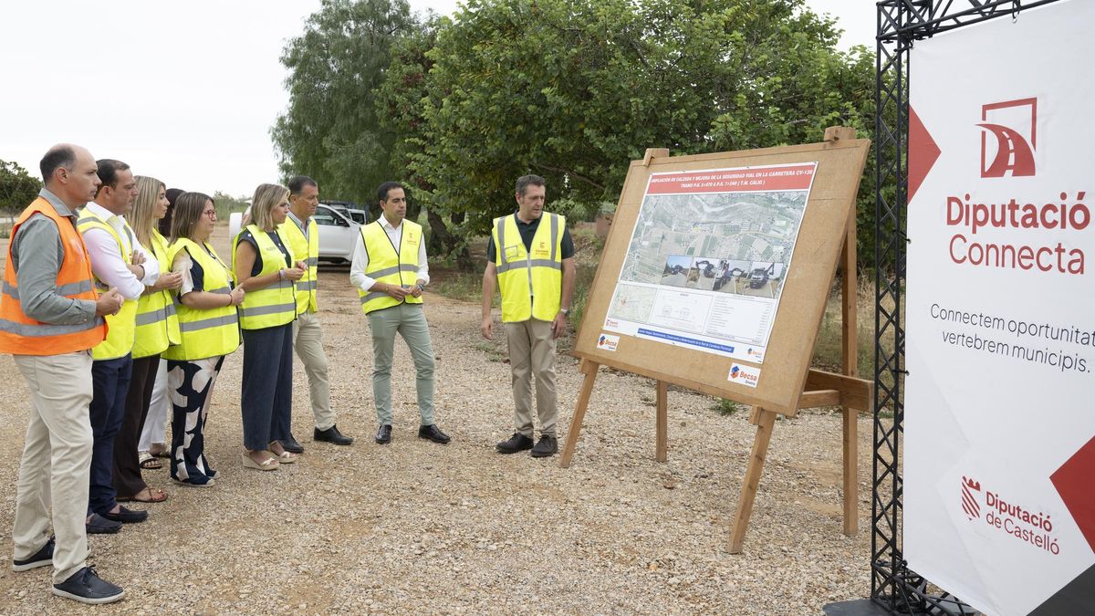 Visita de Barrachina a las obras de la CV-138 en Càlig.