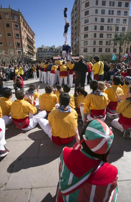 La conlloga de Castelló realiza la primera muixeranga de cinco alturas