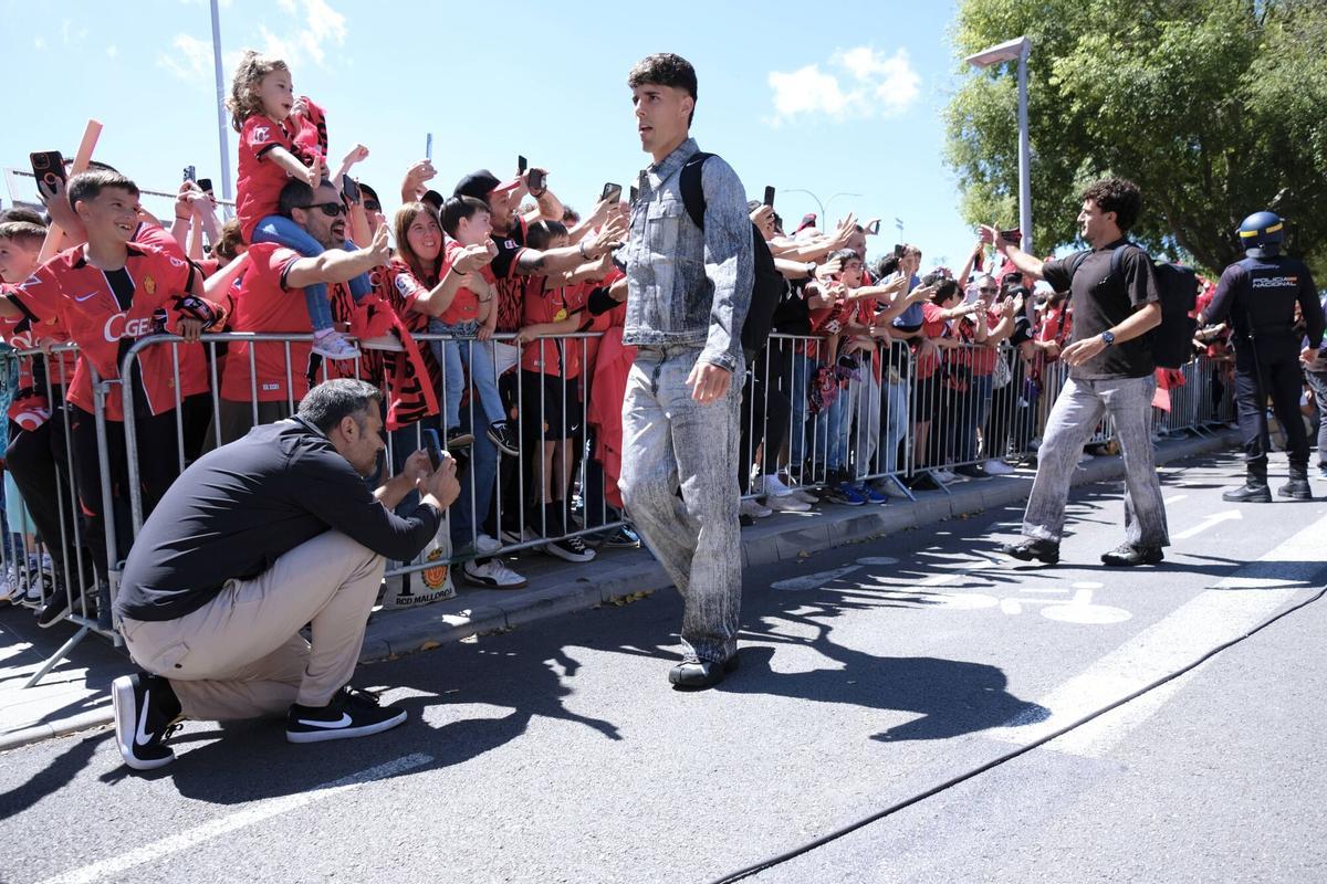 Así han recibido los aficionados al Mallorca en Son Moix antes del partido clave contra el Villarreal