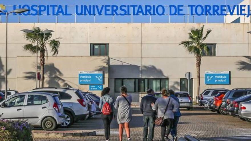 El Hospital Universitario acoge en estos momentos la formación de más de 30 jóvenes médicos residentes en su especialidad.