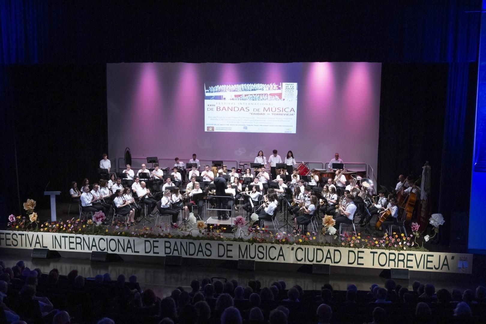 Las bandas de música de Paiporta y Catarroja, protagonistas del Festival Internacional de Bandas Ciudad de Torrevieja