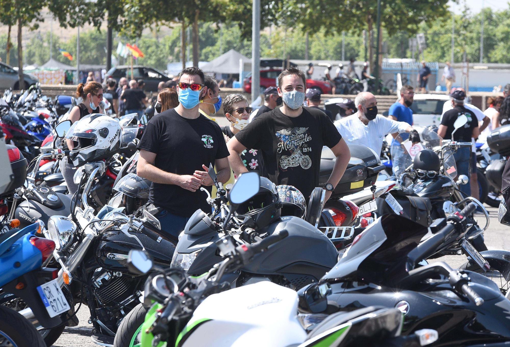 Concentración de motos para protestar por los peajes a las autovías