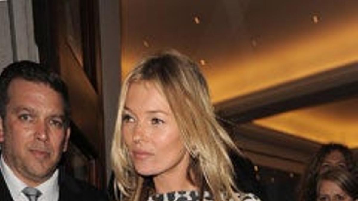 Kate Moss presenta su libro rodeada de amigos