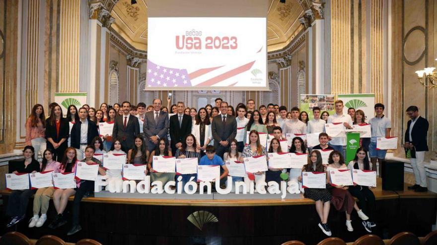 Un centenar de jóvenes vivirán un intercambio en Estados Unidos con las Becas de Fundación Unicaja