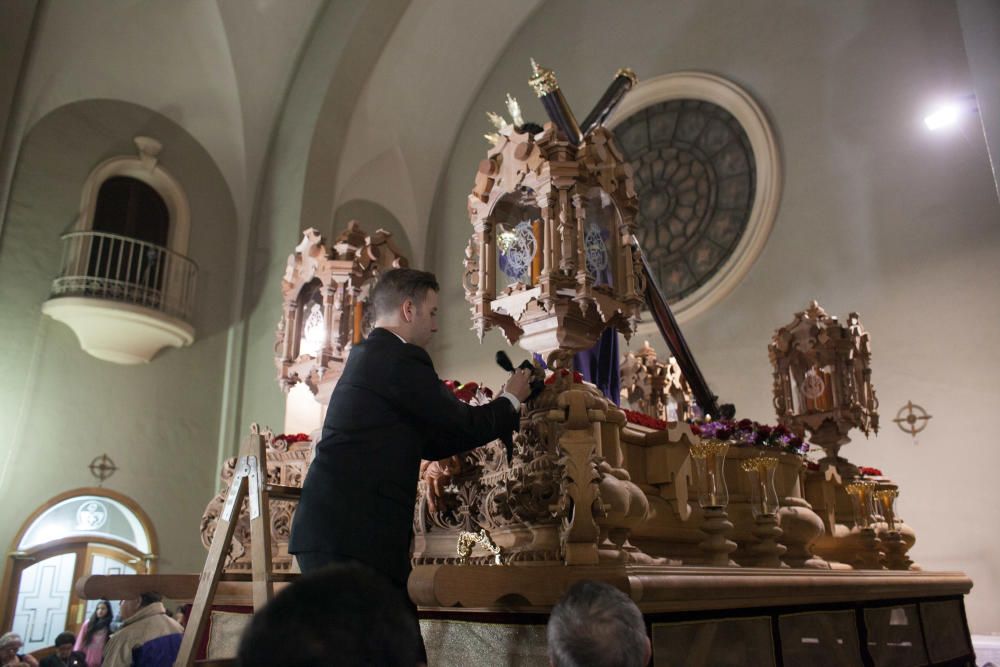 Las cofradías celebran actos en el interior de las parroquias y anulan las estaciones de penitencia