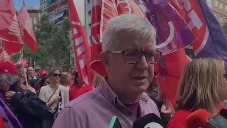 Declaraciones de Paco García, secretario general de CCOO en l'Alacantí-Les Marines, durante la manifestación del 1 de Mayo